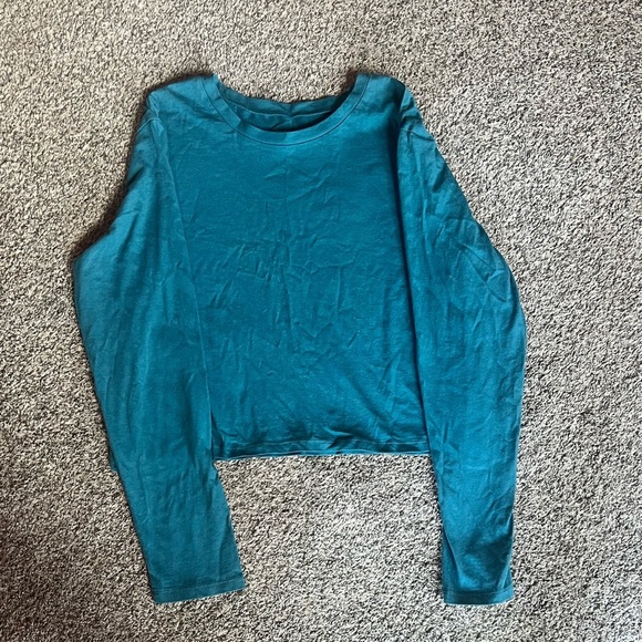 Long Sleeve Cropped Shirt - Picture 1 of 3